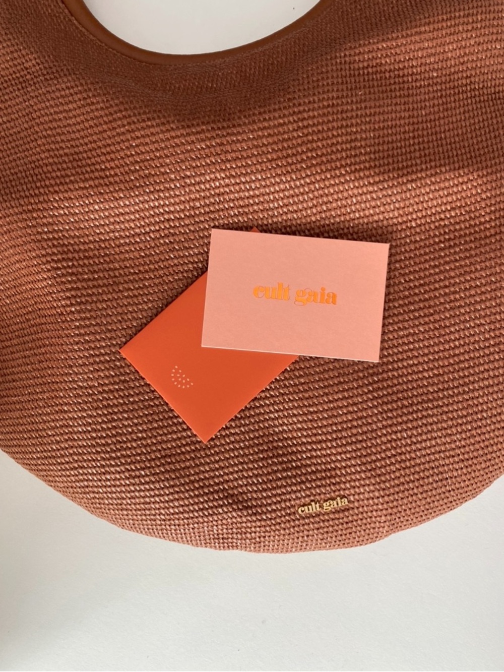 Cult Gaia Adina Beach Tote - Picture 5 of 5